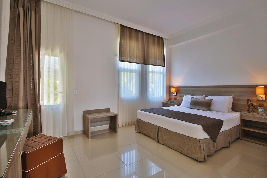Palm Bay Beach Hotel Emecik Exterior photo