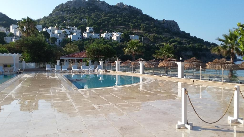 Palm Bay Beach Hotel Emecik Exterior photo