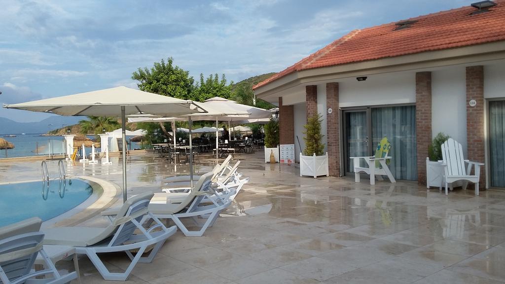 Palm Bay Beach Hotel Emecik Exterior photo